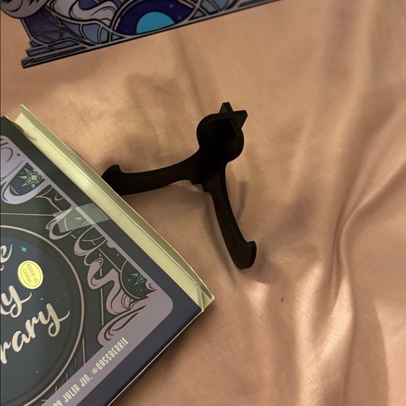 Library Sign - Picture 2 of 4